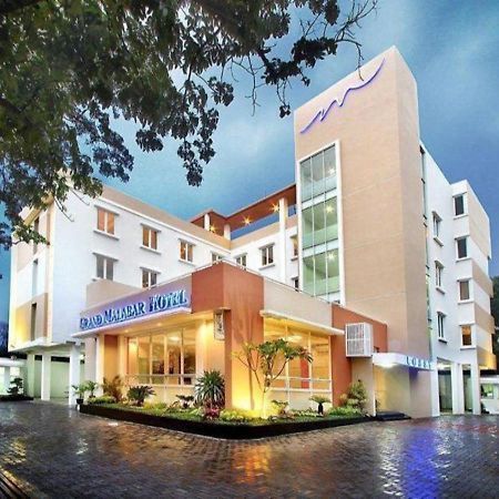 Urbanview Hotel Grand Malabar Бандунг Екстер'єр фото
